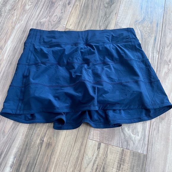 Lululemon Pace Rival Navy Women's Skort 10 - Picture 2 of 11